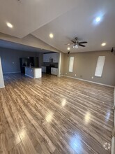 Building Photo - 1203 Crystal