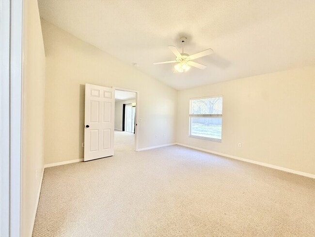 Building Photo - 2610 Sundance Ct