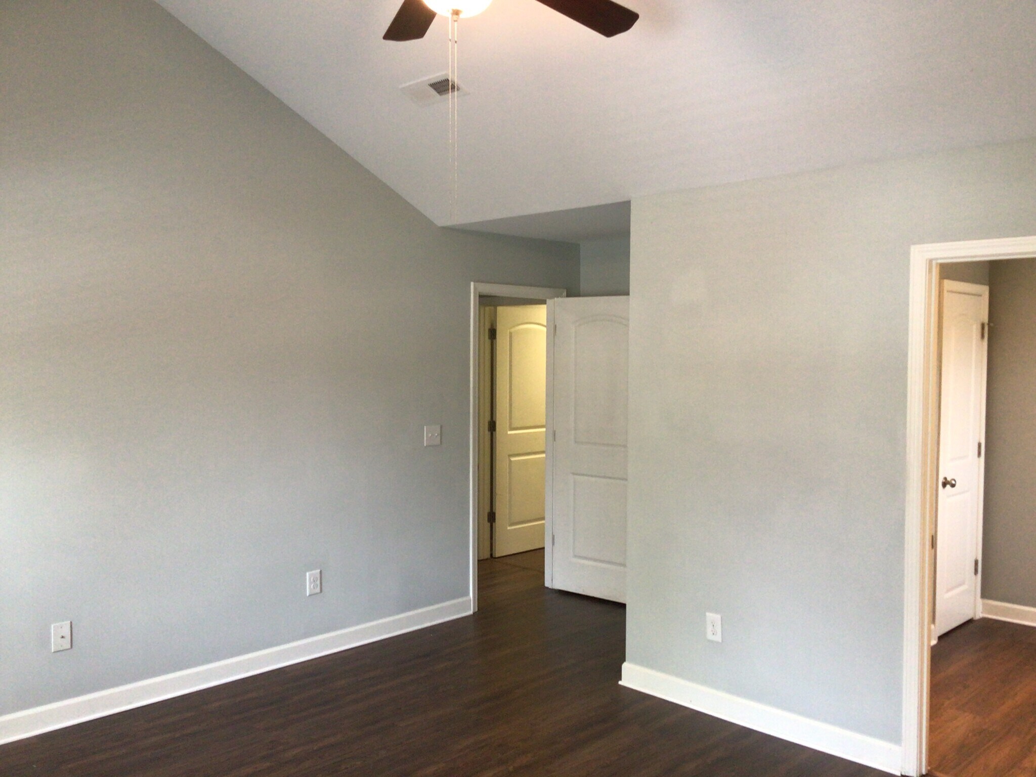Building Photo - 2980 Cameron Village Ct