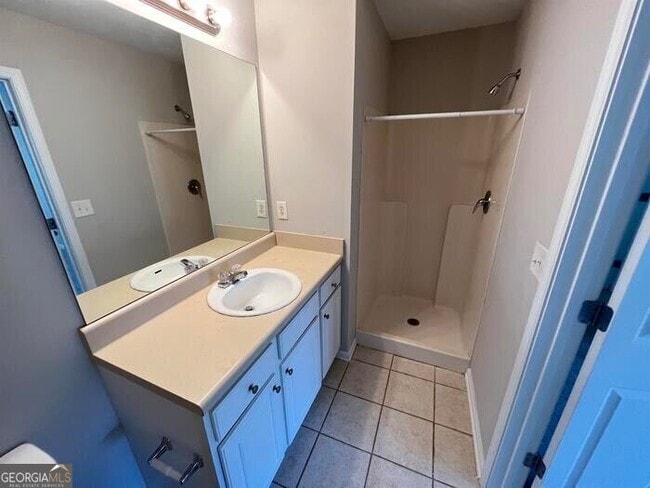 Building Photo - 879 Langston Trce