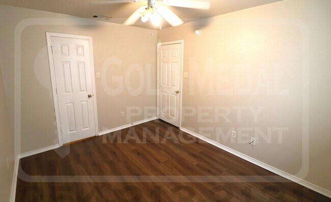 Building Photo - 3308 Cantabrian Dr