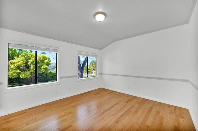 Building Photo - Executive Saratoga Home | Pool & Spa | Lynbrook High School District