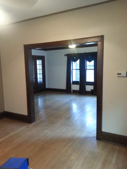 Building Photo - 1361-1363 N Hawley Rd