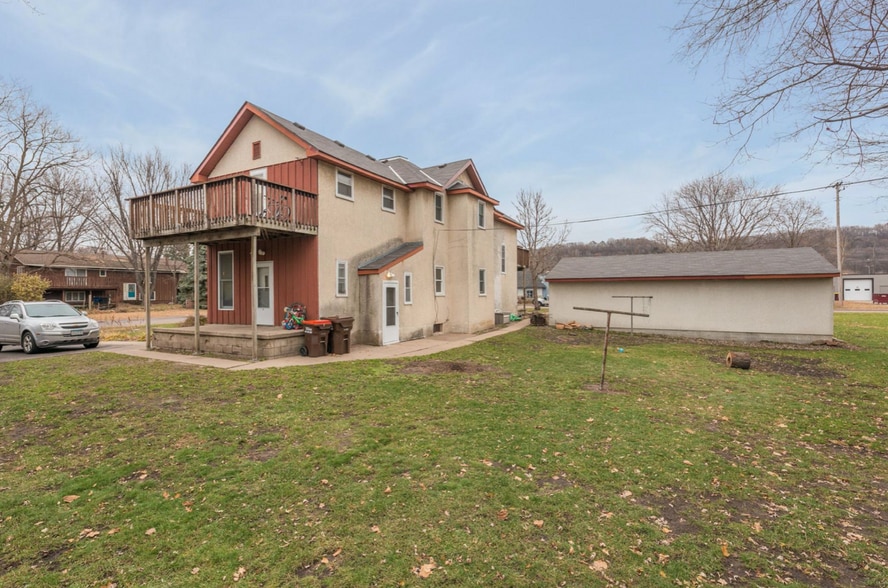 Building Photo - 680 6th St