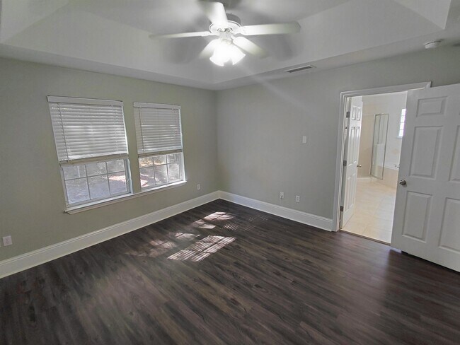 Building Photo - 2633 Fenwood Ct