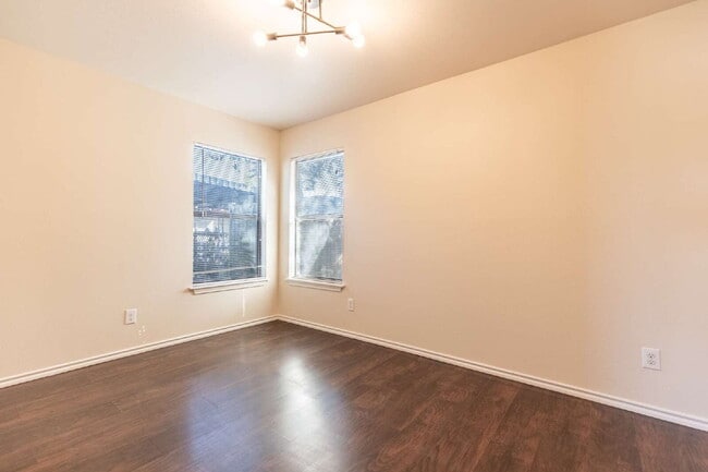 Building Photo - 8016 Landing Ave