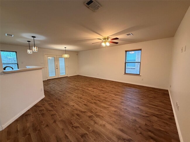 Building Photo - 933 Newberry Trail