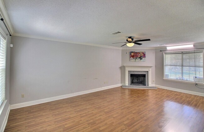 Building Photo - 1493 Wolf Hunt Dr