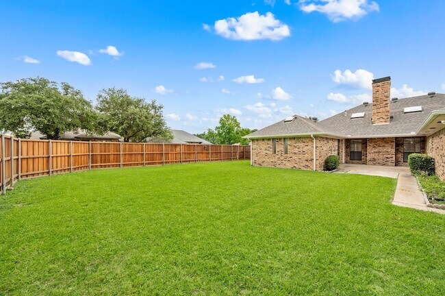 Building Photo - 1802 Campbell Trail