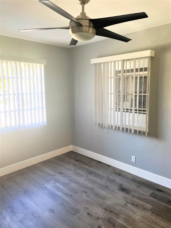 Building Photo - 2403 Louella Ave