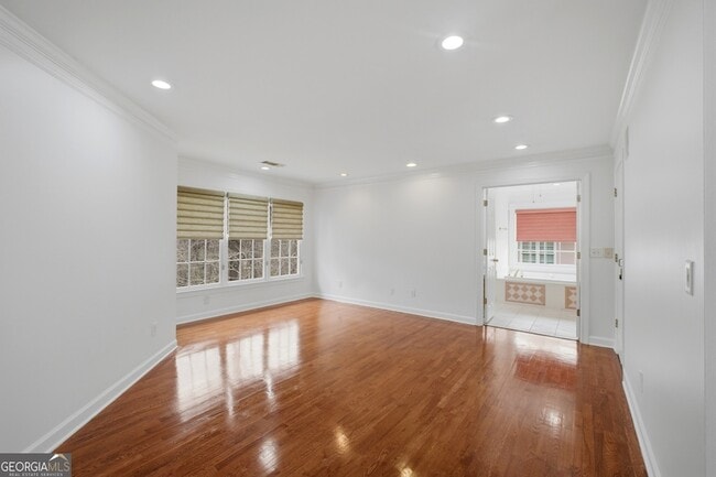 Building Photo - 3303 Greencastle Chase NE