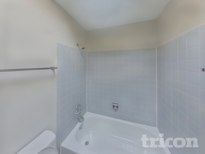 Building Photo - 4255 Pinal Ln