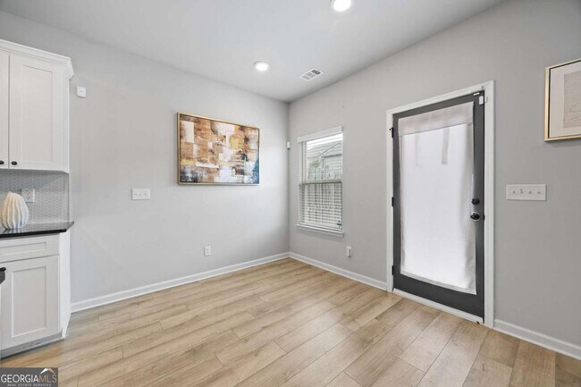 Building Photo - 7122 Chara Ln