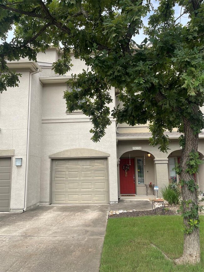 Building Photo - 11203 Ranch Rd 2222