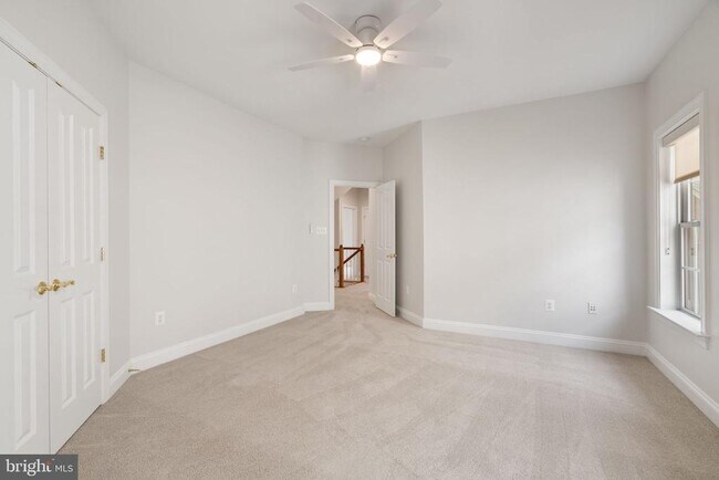 Building Photo - 9185 Topaz St