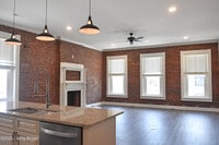 Building Photo - 177 Pope St
