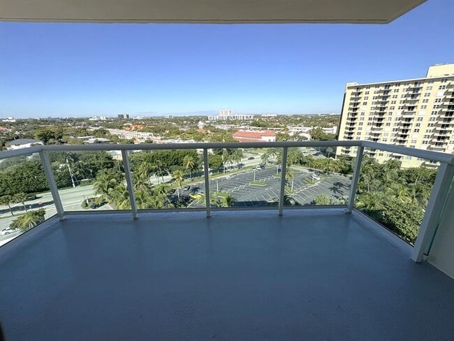 Building Photo - 6000 N Ocean Blvd