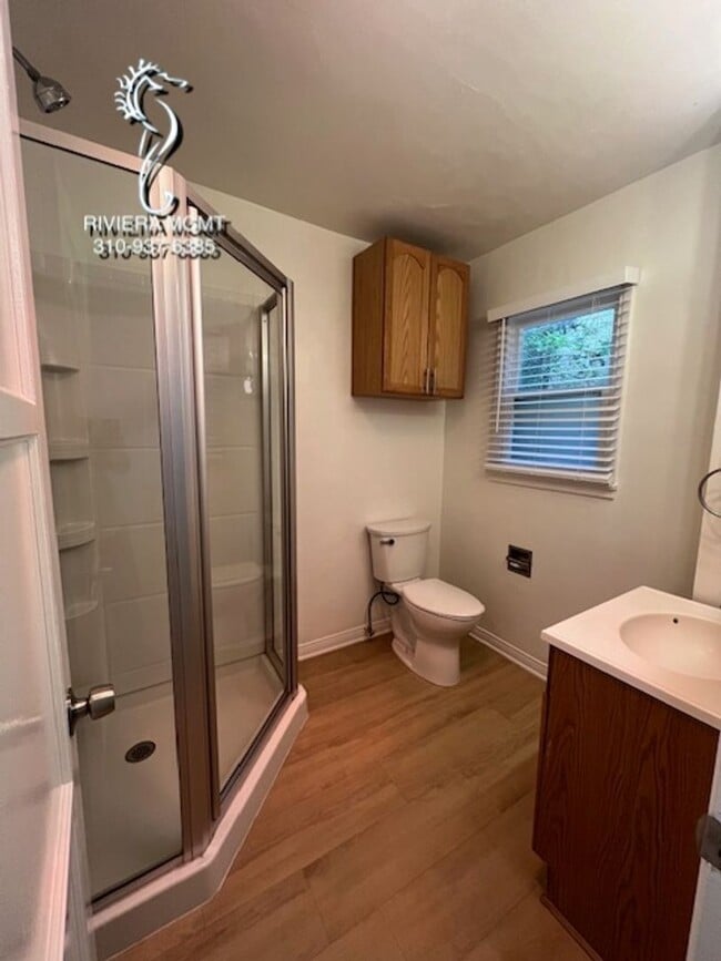 Building Photo - 3 BEd 1.75 Bath House in South Redondo Beach.