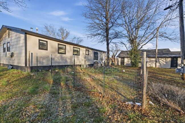 Building Photo - 1215 Harrison St