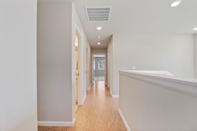 Building Photo - MOVE IN READY NOW! Meridian Campus home available! Beautiful 4 bedrooms 2.5 baths. Easy JBLM comm...