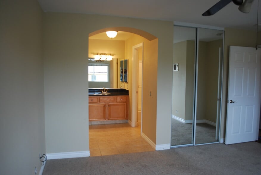 Master Bedroom ensuite vanity - 9929 Erma Rd