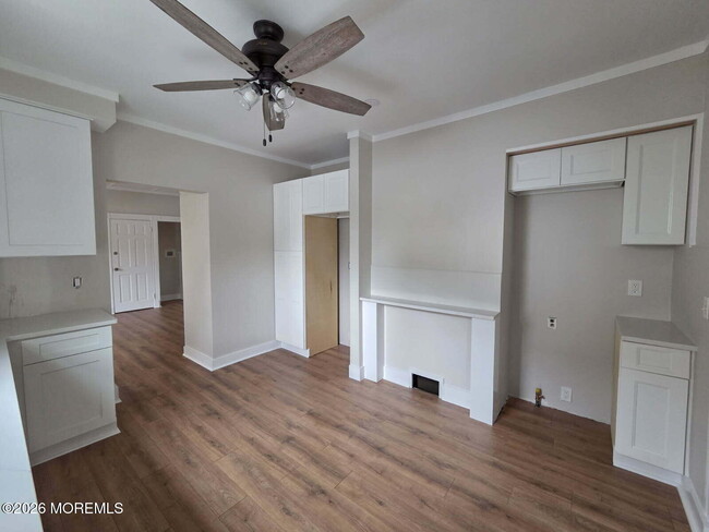 Building Photo - 24 Rector Pl