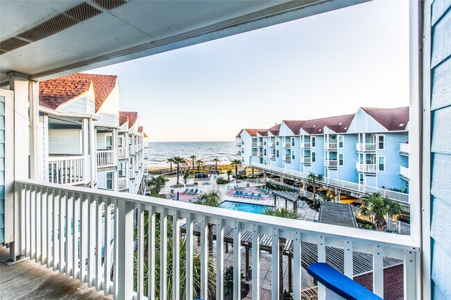 Building Photo - 10811 Termini-San Luis Pass Rd