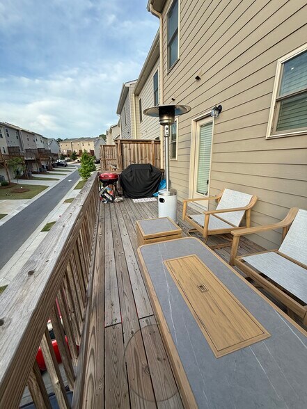 Building Photo - 3598 Hidden Valley Cir