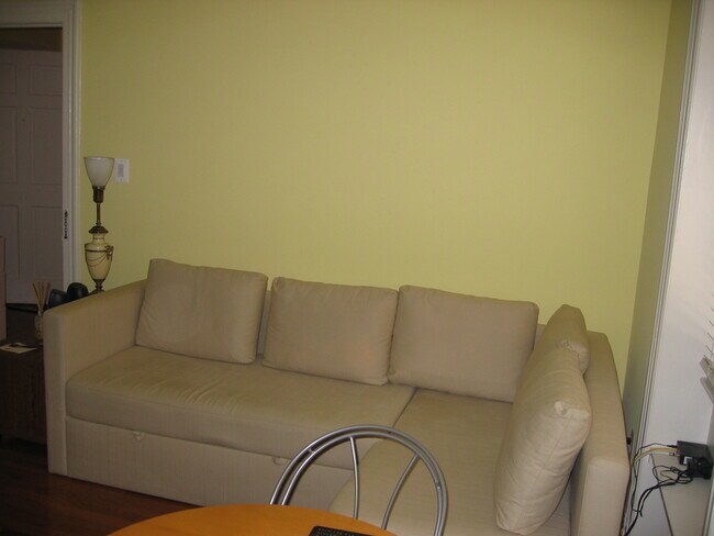 Living room - 3100 Connecticut Ave NW