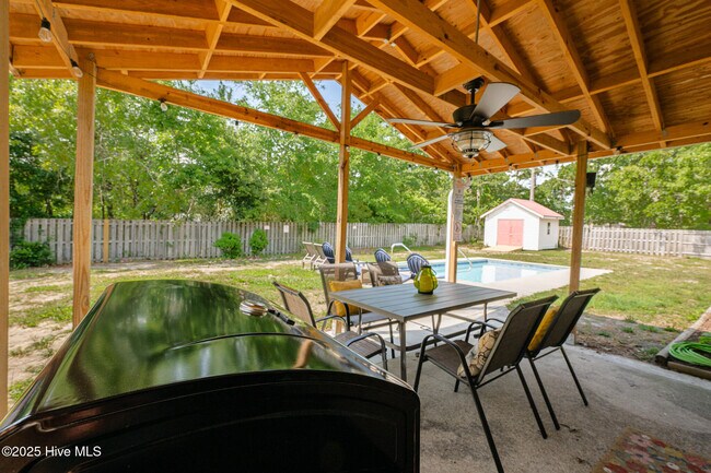 Building Photo - 316 Raye Dr