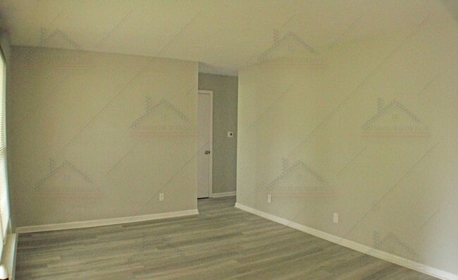 Building Photo - Four Bedroom, Rehabbed Ranch in Germantown!