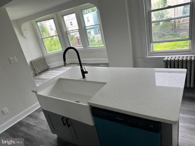 Building Photo - 1247 E Berks St