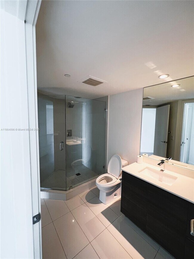 Building Photo - 1100 S Miami Ave