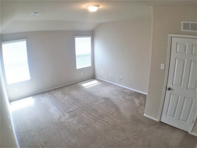 Building Photo - Great 3 Bedroom 2 Bath in Denton!
