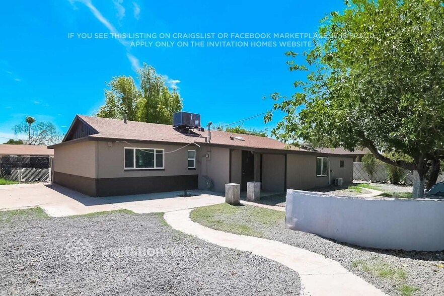 Building Photo - 3326 W Larkspur Dr