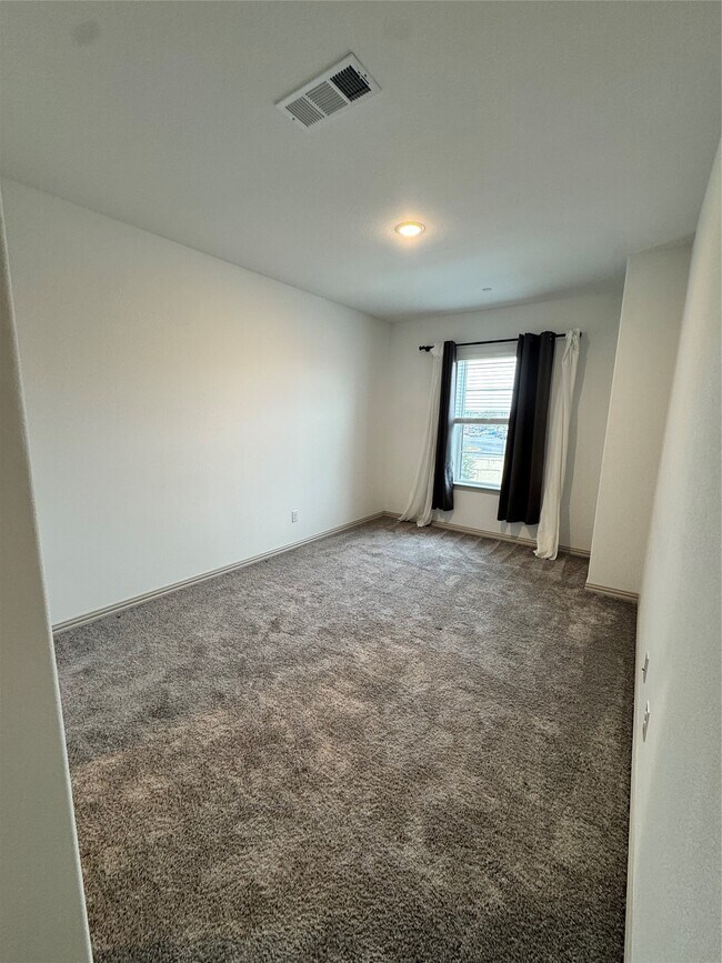 Building Photo - 4365 Union St