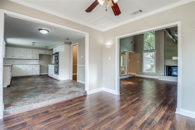 Building Photo - 3104 Cambridge Dr