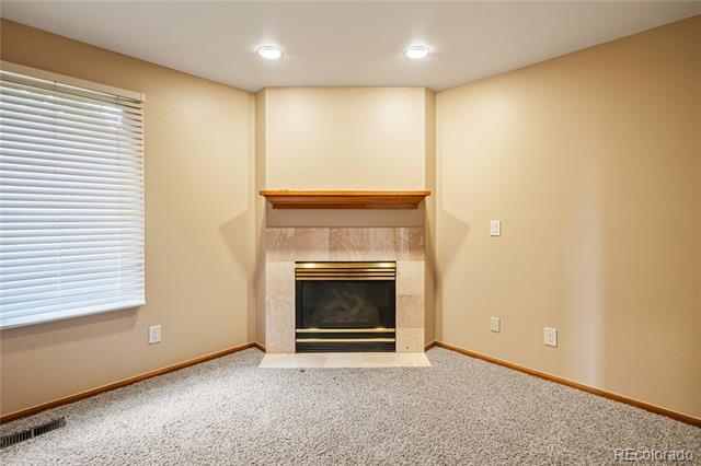 Building Photo - 9470 Kemper Dr