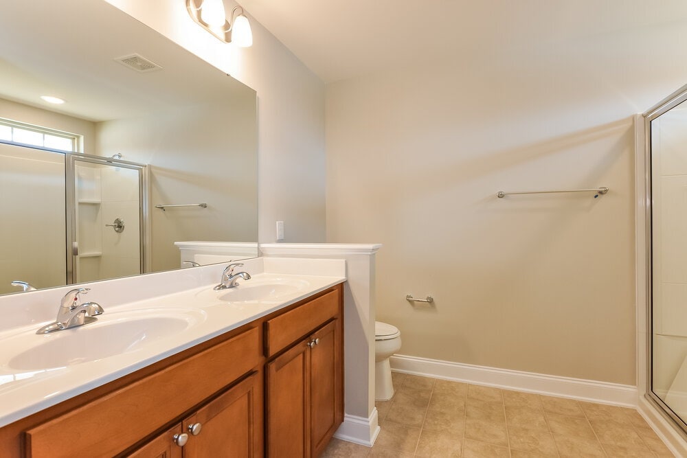 Building Photo - 422 River Dell Townes Ave