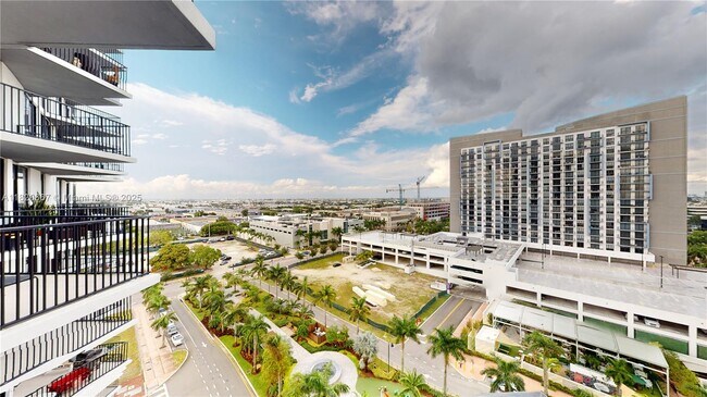 Building Photo - 5300 Paseo Blvd