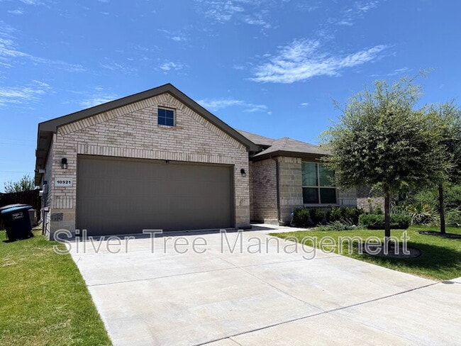 Building Photo - 10921 Rockchapel Dr