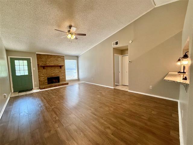 Building Photo - 1525 Lavendale Ln