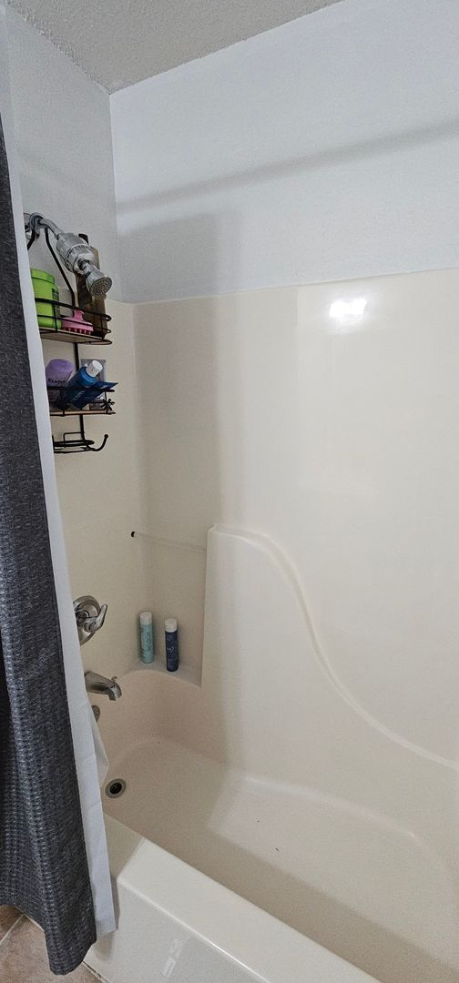 Building Photo - 4162 Whitehall Dr