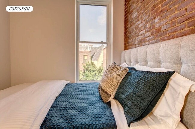 Building Photo - 103 W 122nd St