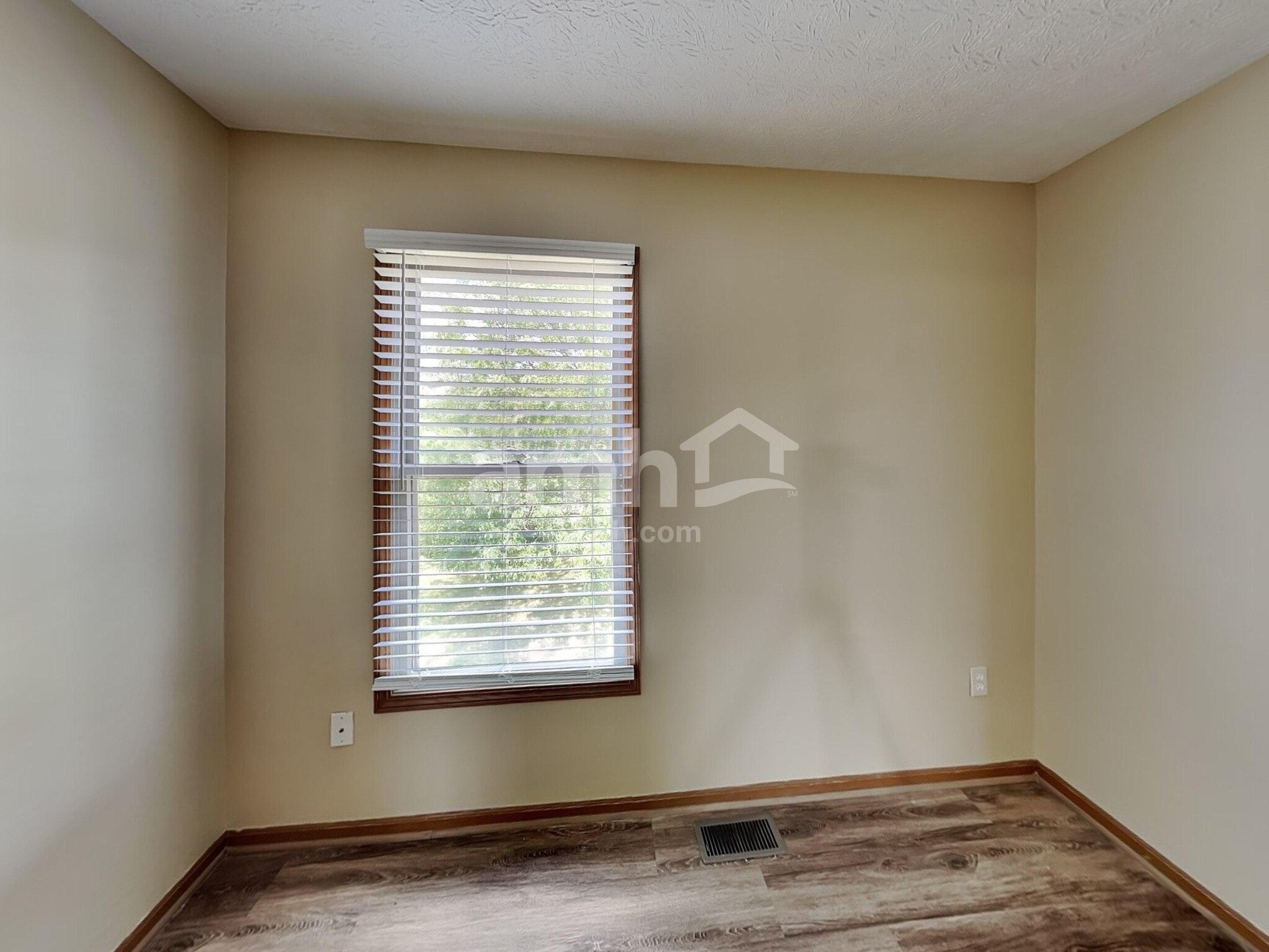 Building Photo - 5298 Rifle Dr