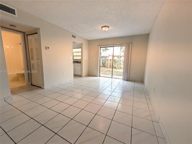 Building Photo - 58 SW 14th Terrace
