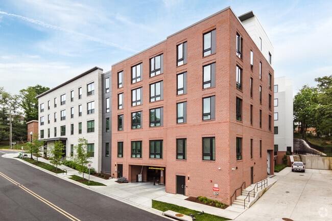 Building Photo - The Terraces at Arlington View East
