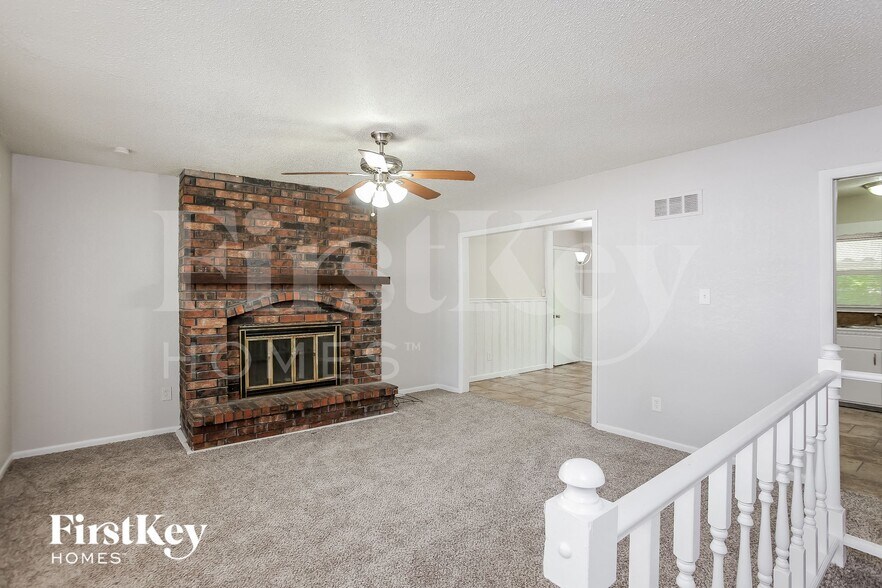 Building Photo - 8813 Blue Ridge Blvd