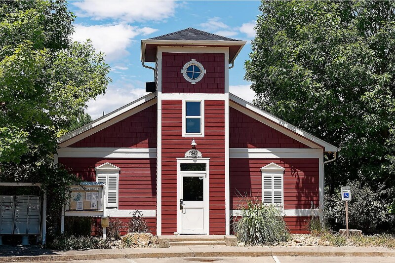 Building Photo - 2059 Grays Peak Dr