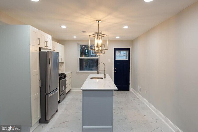 Kitchen 3 - 1927 Guilford Ave